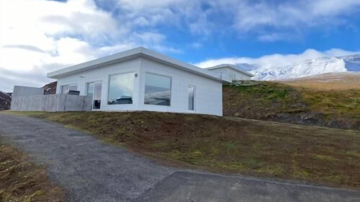 Akureyri House | Holiday house Akureyri for 1 - 6 persons with 3 bedrooms - Holiday home