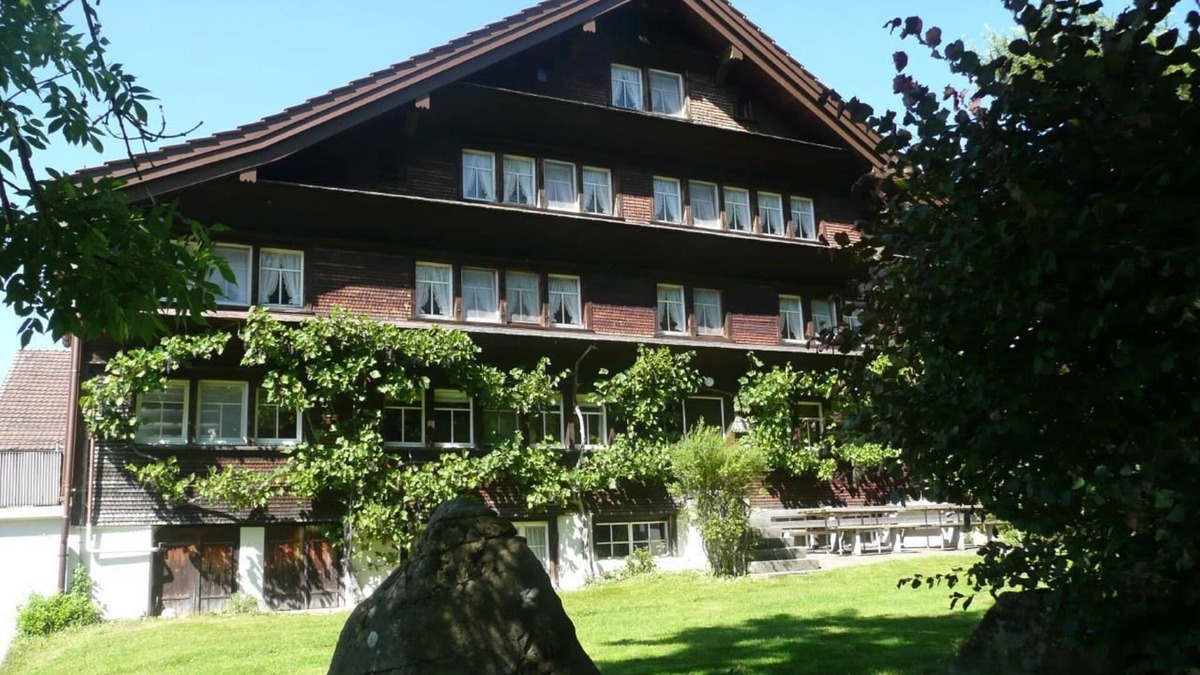 Hemberg House | Holiday house Bächli for 1 - 30 persons with 10 bedrooms - Detached holiday house