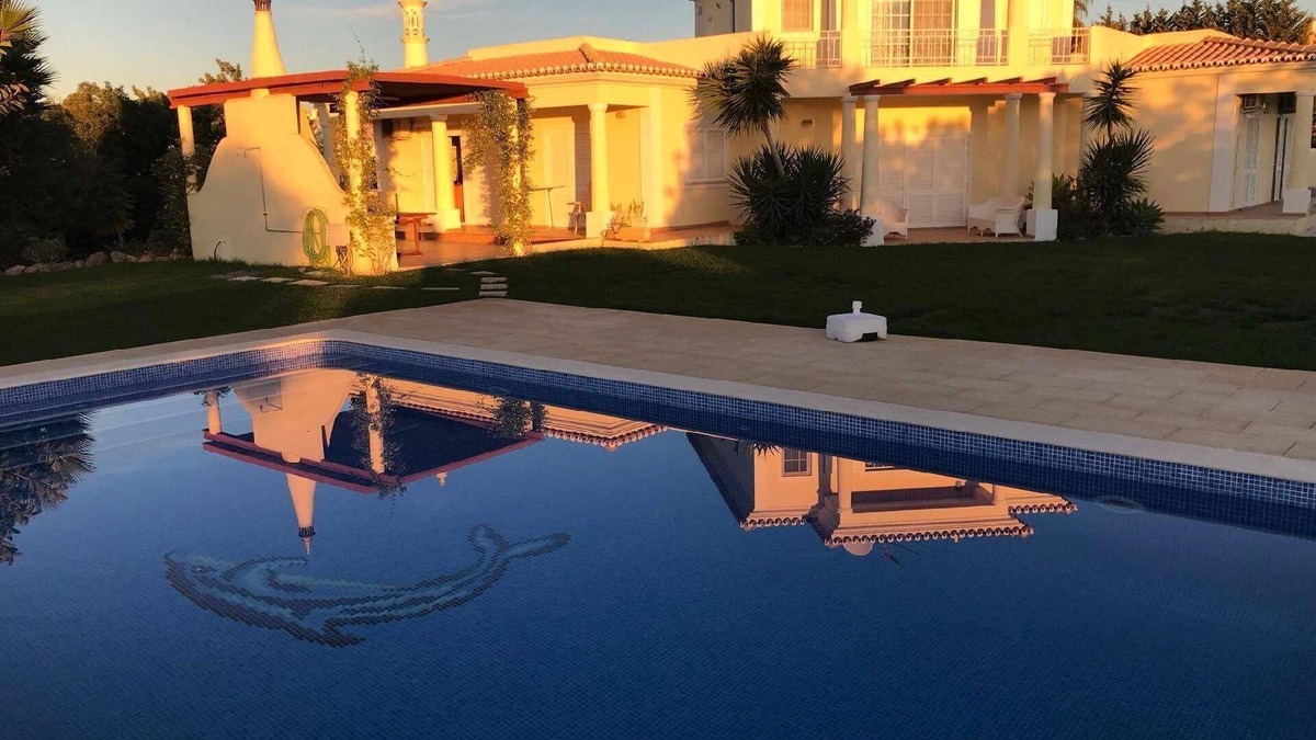 Pata de Cima House | Holiday house Boliqueime for 1 - 10 persons with 4 bedrooms - Holiday house