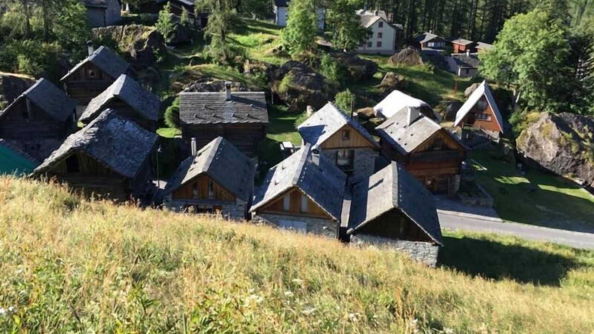 Bosco Gurin Ski Chalet | Holiday house Bosco Gurin for 2 - 4 persons with 2 bedrooms - Holiday house