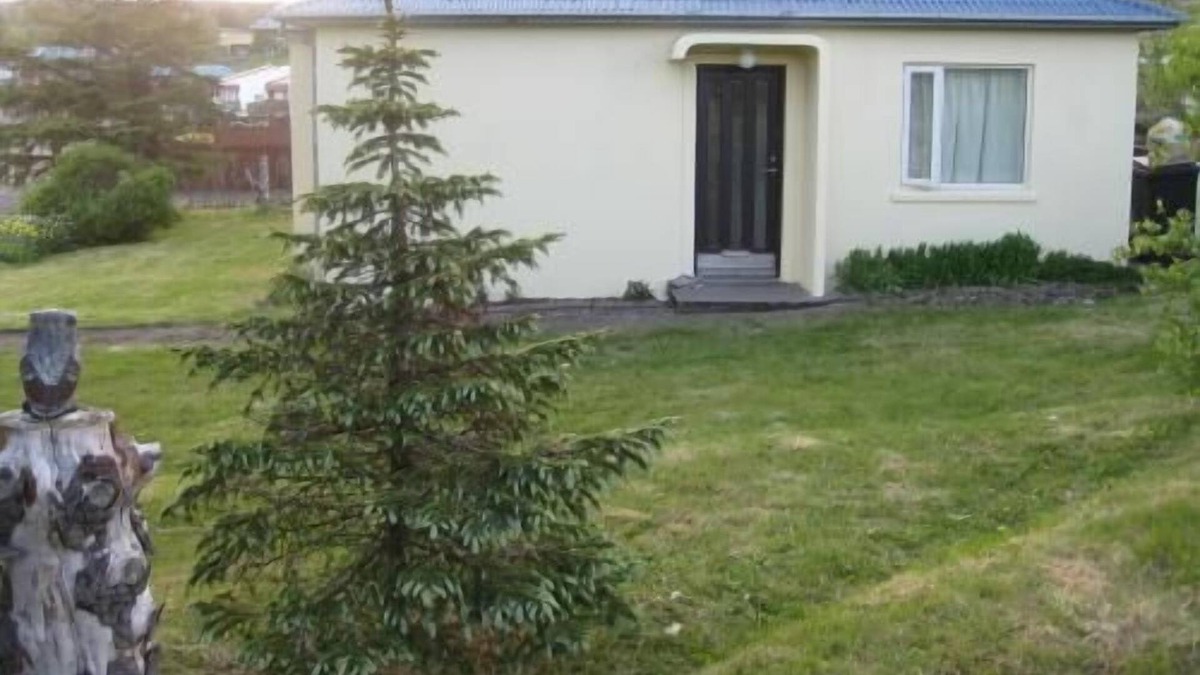 Breiddalsvik House | Holiday house Breiðdalsvík for 1 - 5 persons with 3 bedrooms - Holiday home