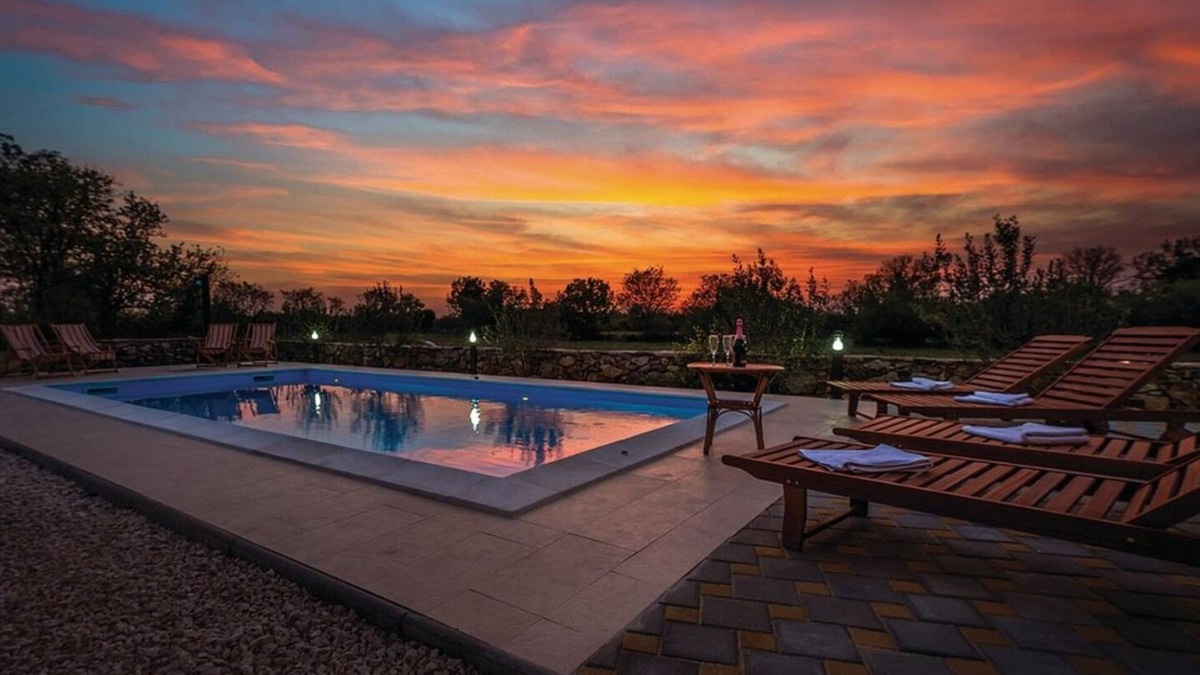 Bristane House | Holiday house Brist - with pool: - Drinovci, Riviera Sibenik, Croatia