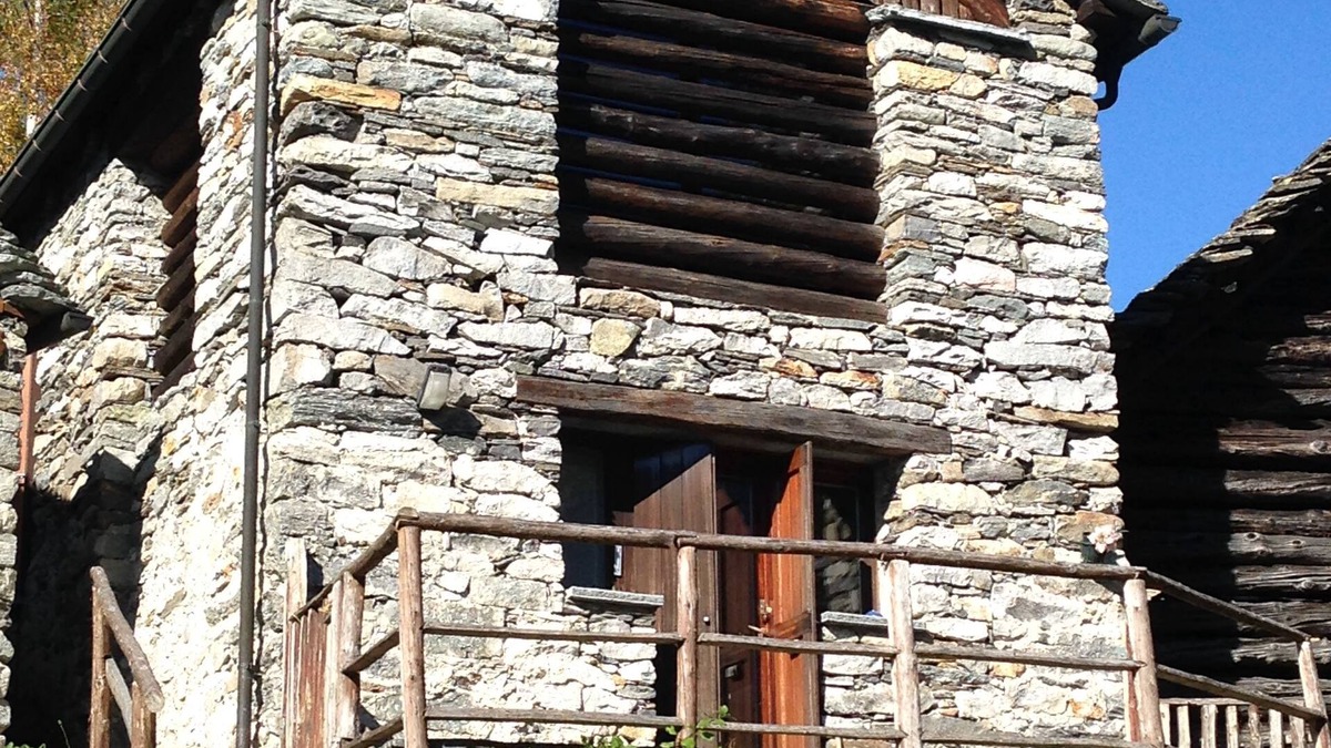 Lavizzara Ski Chalet | Holiday house Broglio for 1 - 6 persons with 3 bedrooms - Holiday house