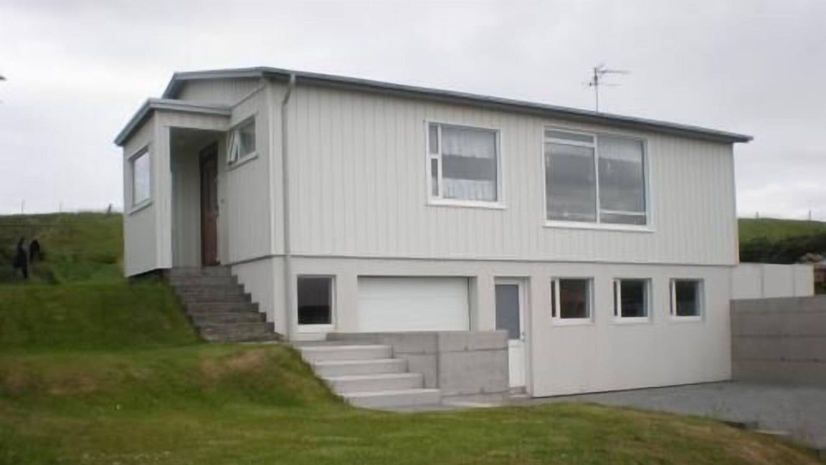 Budardalur House | Holiday house Búðardalur for 1 - 4 persons with 3 bedrooms - Holiday home