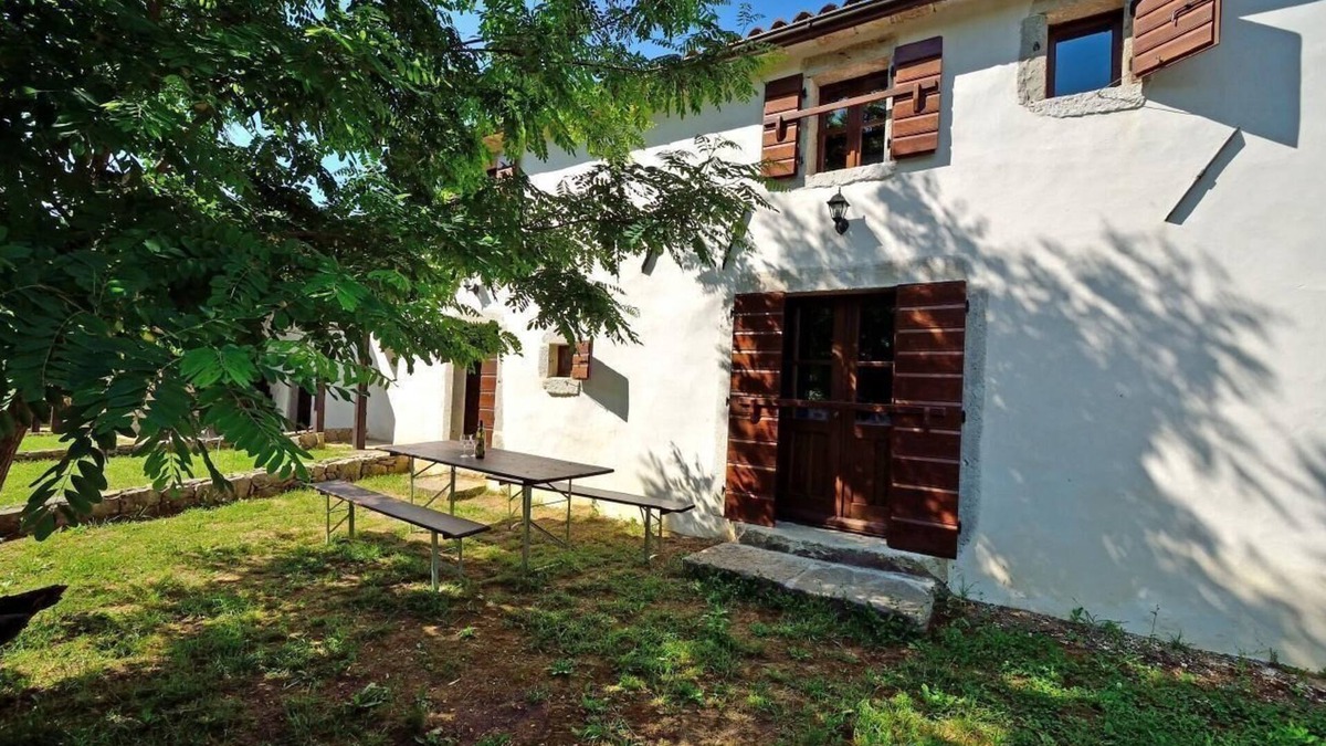 Kotli House | Holiday house Buzet for 1 - 5 persons with 2 bedrooms - Holiday home
