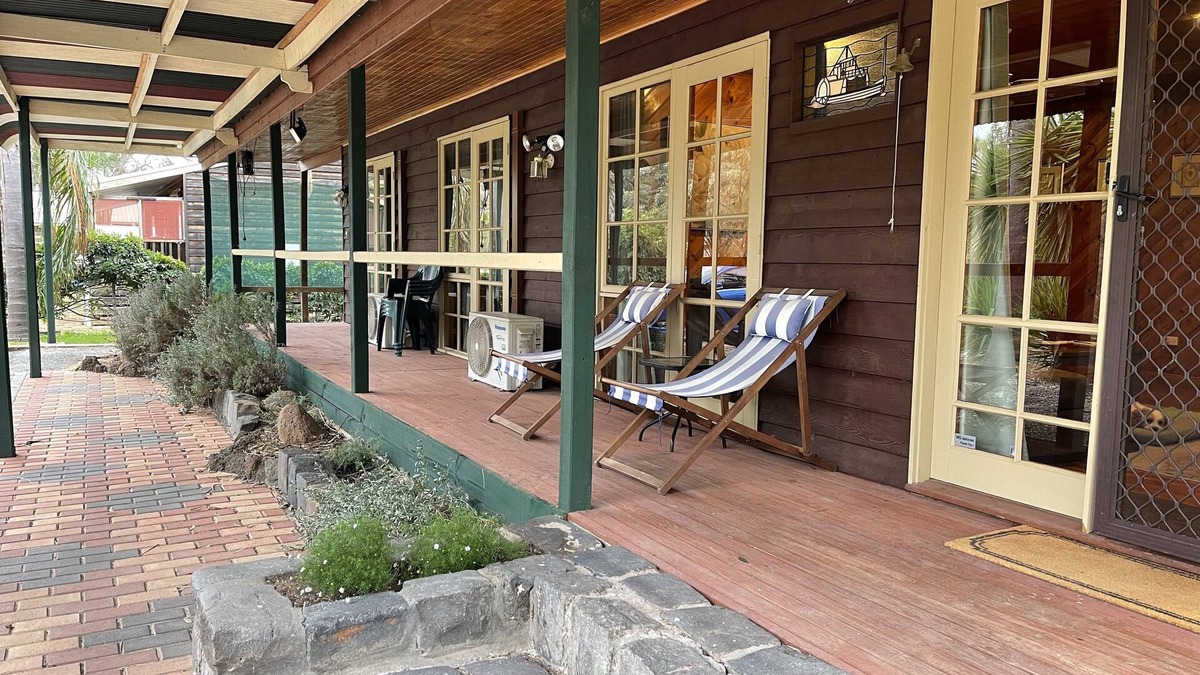 Barmah House | Holiday House By The Murray River