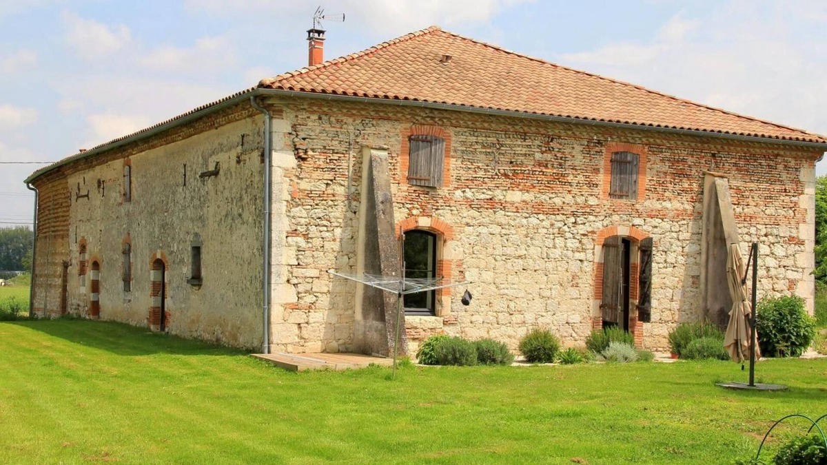 Castelmayran House | Holiday house Castelmayran for 1 - 10 persons with 3 bedrooms - Holiday house
