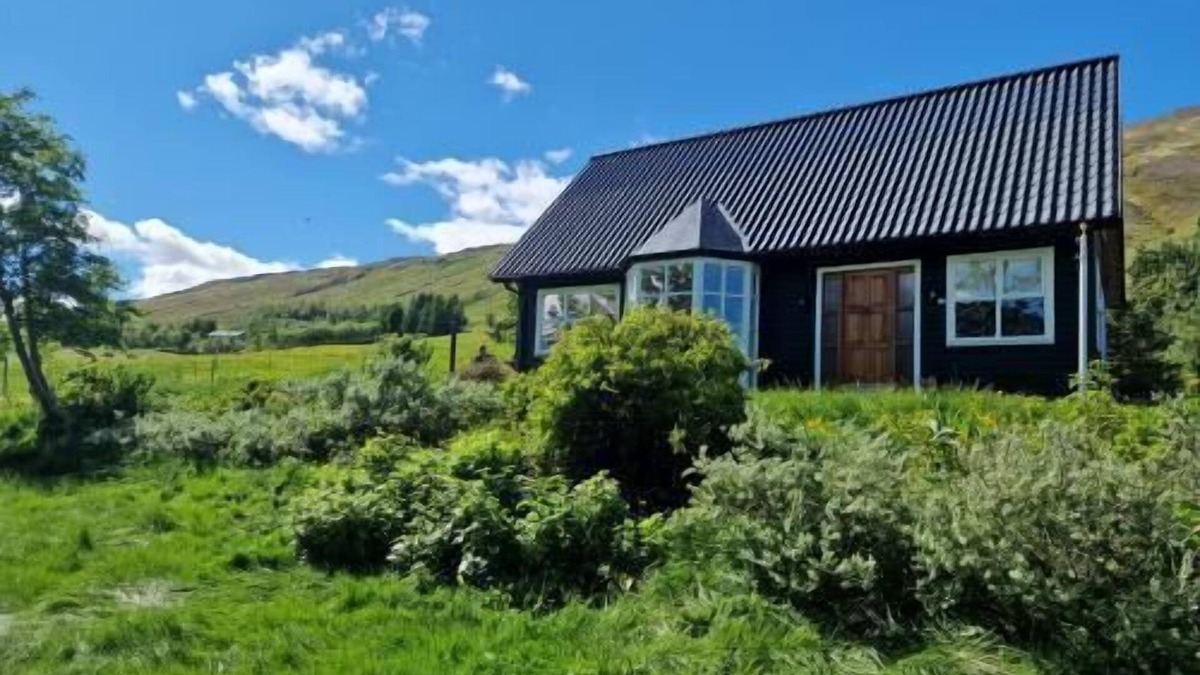 Dalvik House | Holiday house Dalvík for 1 - 6 persons with 3 bedrooms - Holiday home