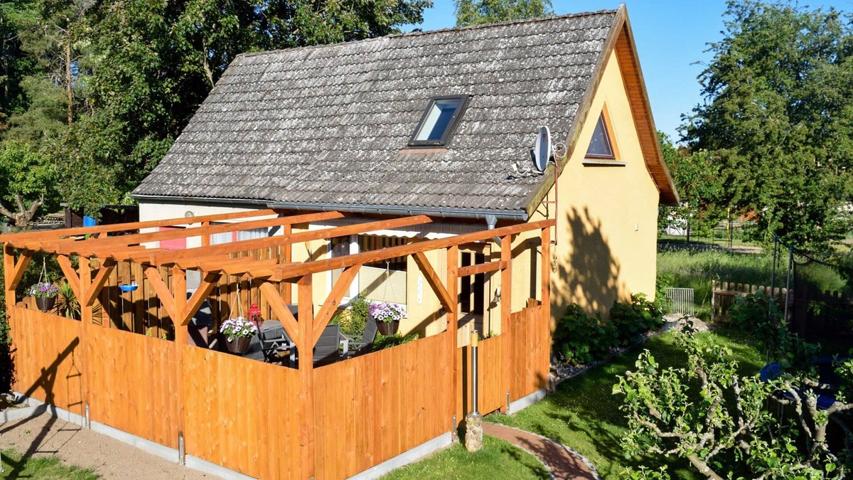 Damgarten Apartment | Holiday house in an idyllic quiet location - holiday home