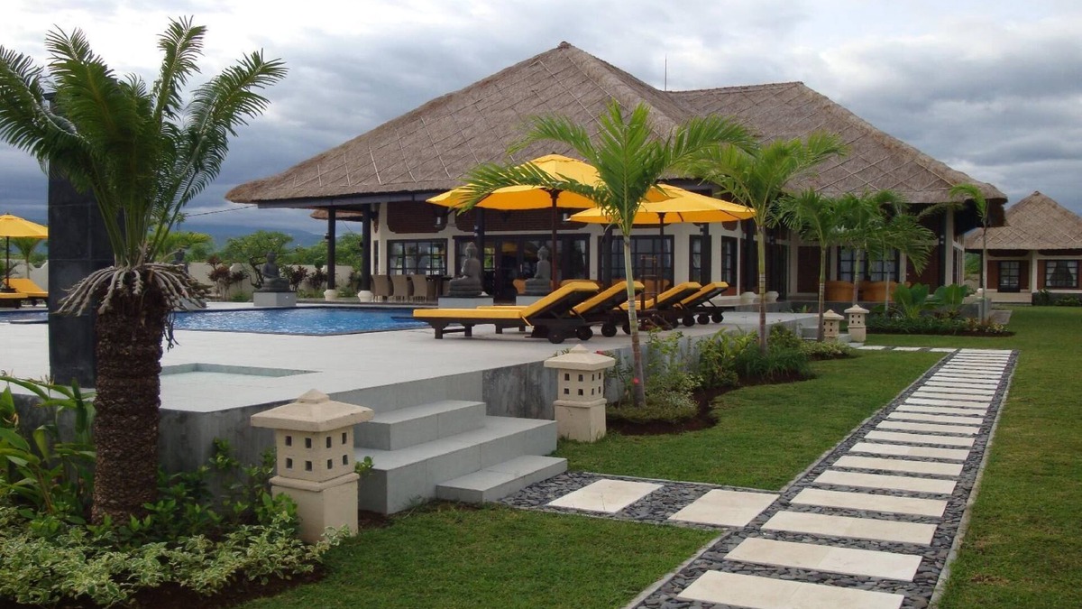 Banjartegehe House | Holiday house Desa Rangdu for 1 - 12 persons with 6 bedrooms - Holiday house