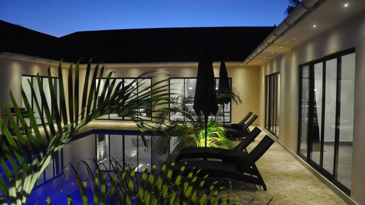 Galu House | Holiday house Diani Beach for 1 - 8 persons with 3 bedrooms - Holiday house