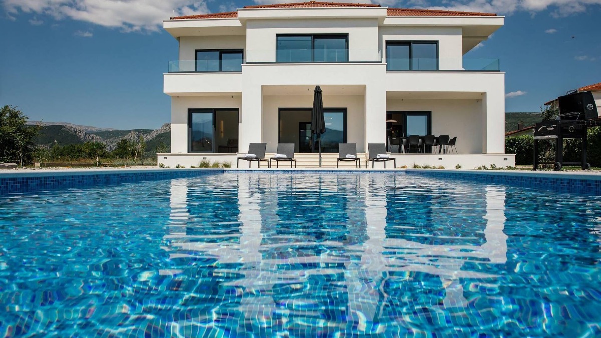 Donji Prolozac House | Holiday house Donji Prolozac for 1 - 10 persons with 4 bedrooms - Row house