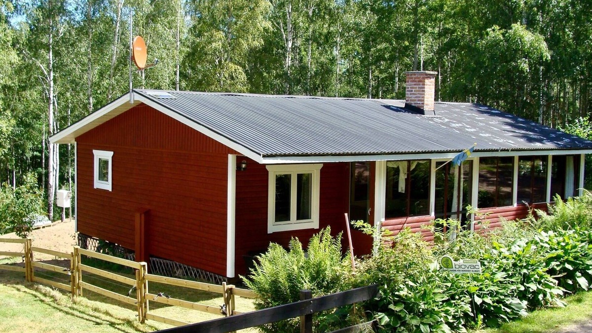 Lonneberga House | Holiday house Emil in Lönneberga only 150 meters from the beautiful lake Linden