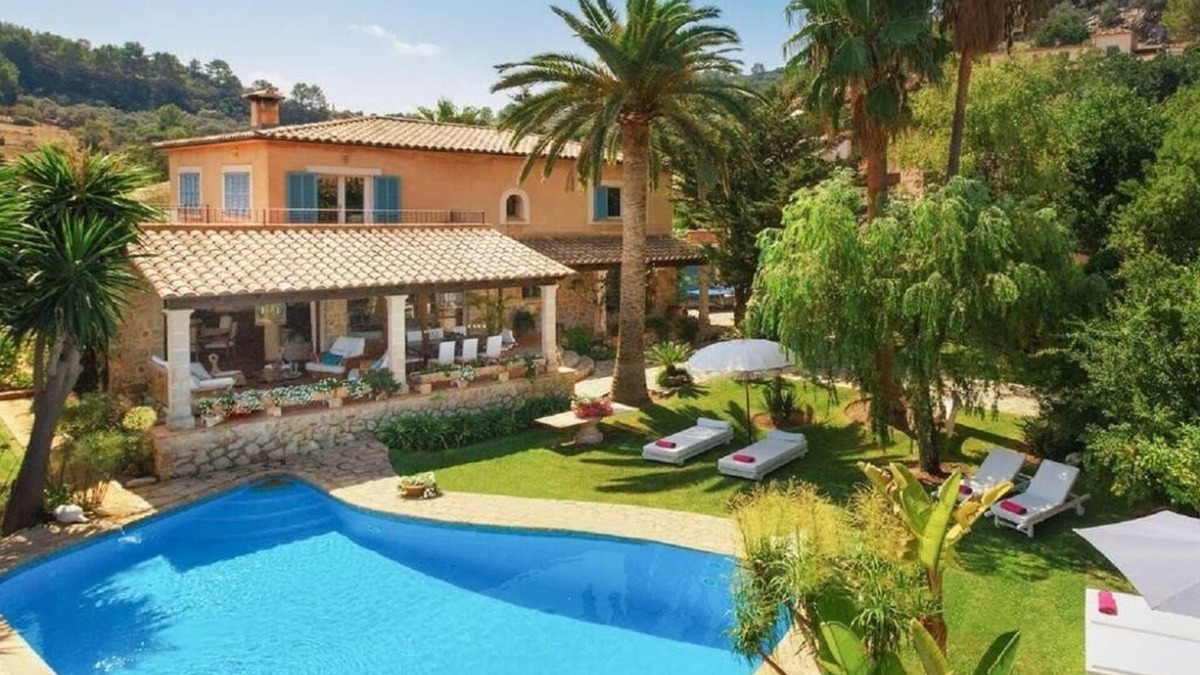 Mancor de la Vall House | Holiday house Mancor de la Vall for 1 - 8 persons with 4 bedrooms - Holiday house