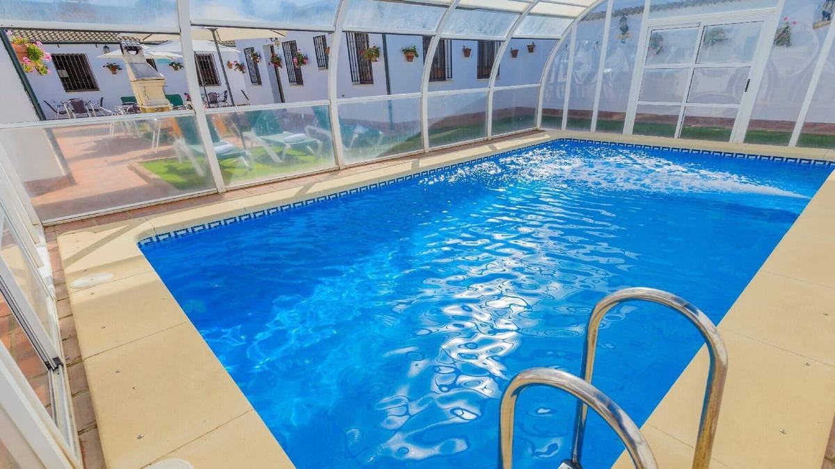 Rivero de Posadas House | Holiday house Rivero de Posadas for 10 - 20 persons with 10 bedrooms - Holiday house