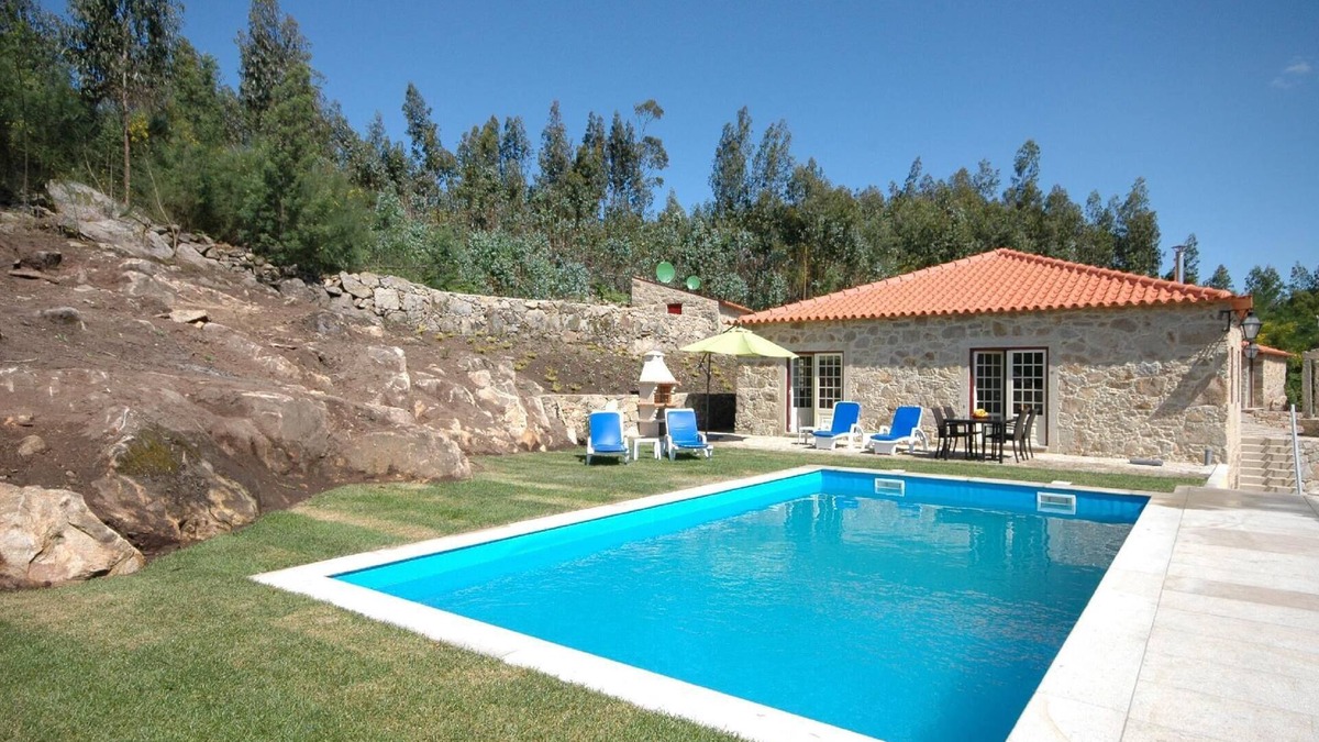 Cossourado House | Holiday house Estorãos for 1 - 8 persons with 4 bedrooms - Holiday house