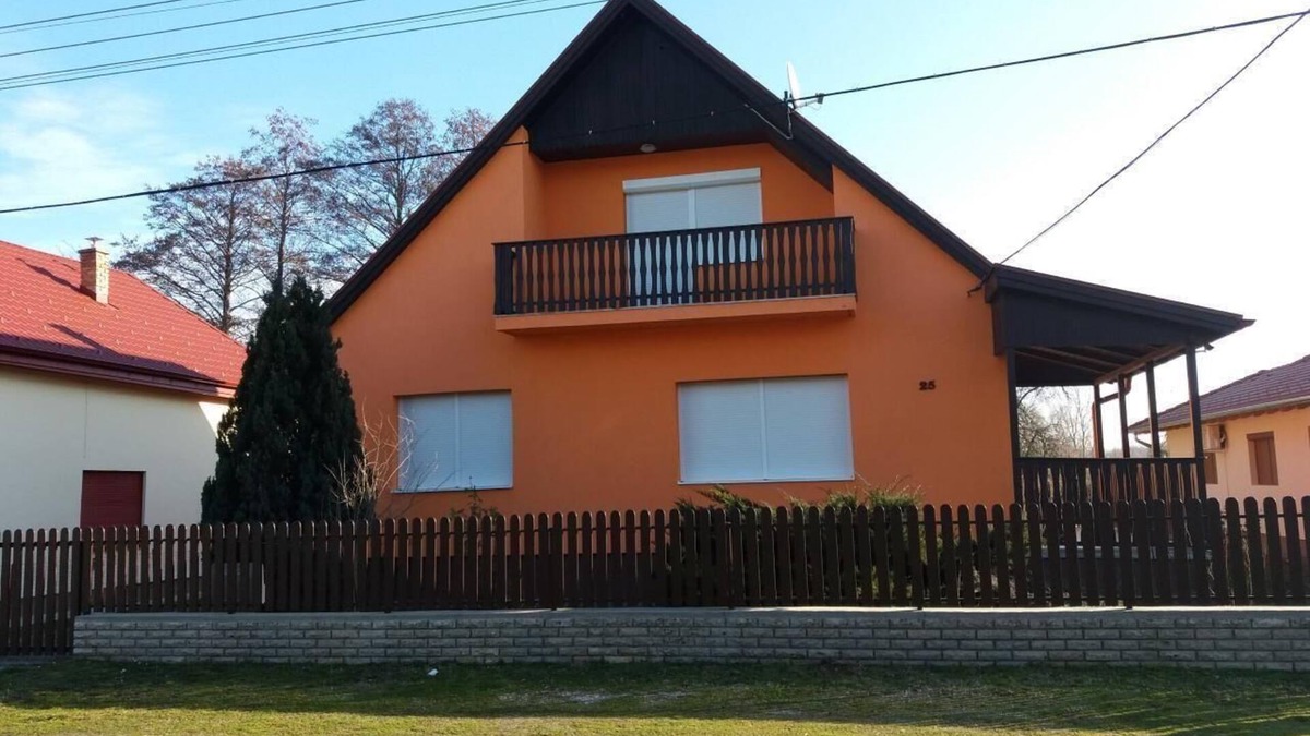 Fonyod House | Holiday house Fonyód for 1 - 3 persons with 2 bedrooms - Holiday house
