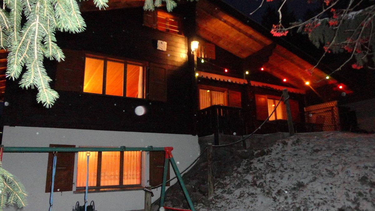 St. Niklaus House | Holiday house for 10 guests with 140m² in Grächen (92223)