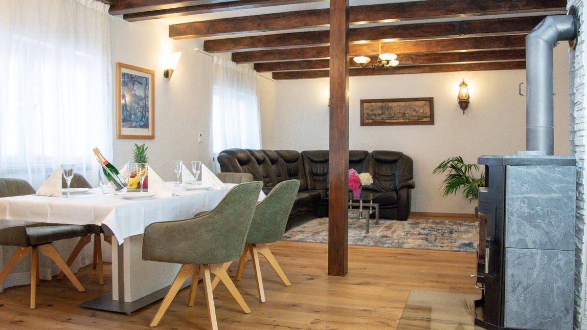Rhein-Erft-Kreis District House | Holiday house Frechen for 1 - 4 persons with 3 bedrooms - Holiday house