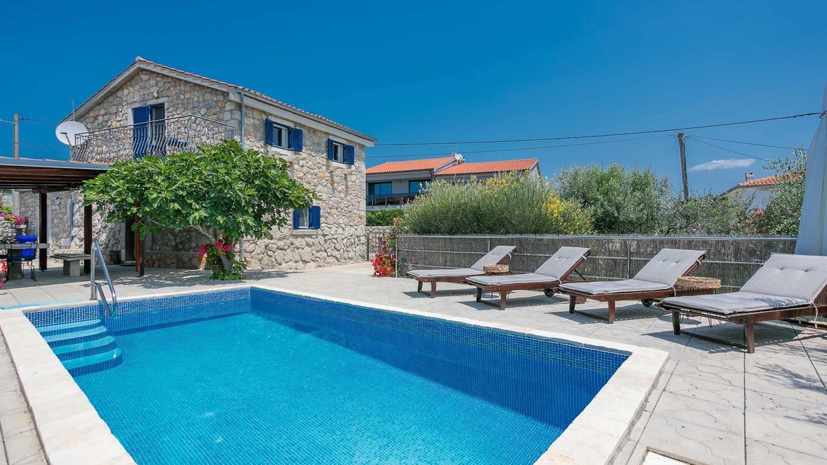 Brzac House | Holiday house GALOVIC with private pool