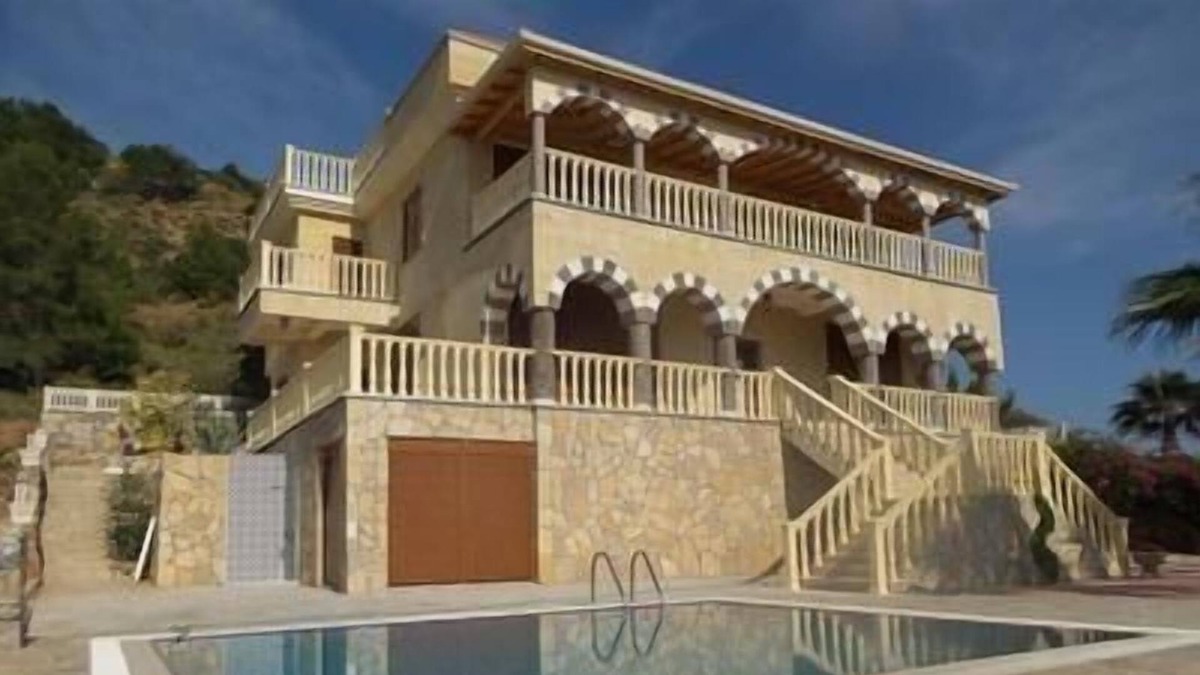 Gazipasa House | Holiday house Gazipasa for 1 - 6 persons with 3 bedrooms - Holiday home