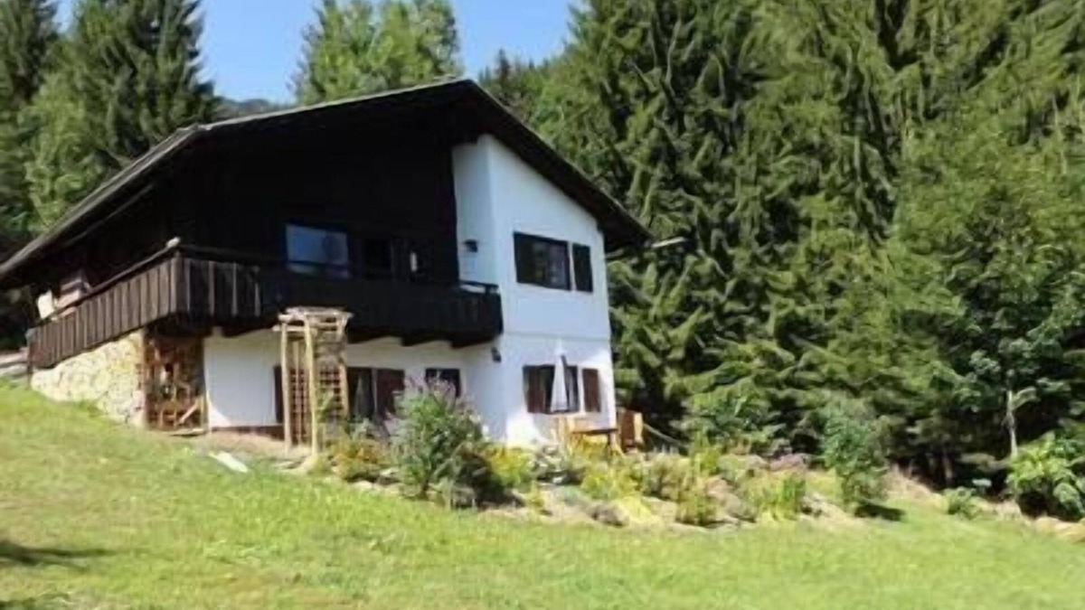 Gnesau House | Holiday house Gnesau for 1 - 8 persons with 3 bedrooms - Holiday home