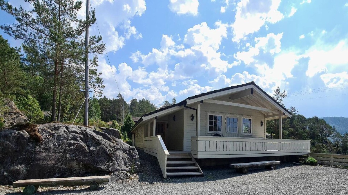 Suldal House | Holiday house Hebnes for 1 - 5 persons with 3 bedrooms - Holiday house