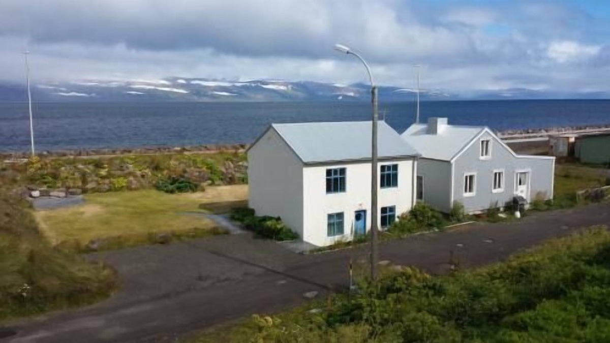 Hnifsdalur House | Holiday house Hnífsdalur for 1 - 5 persons with 1 bedroom - Holiday home