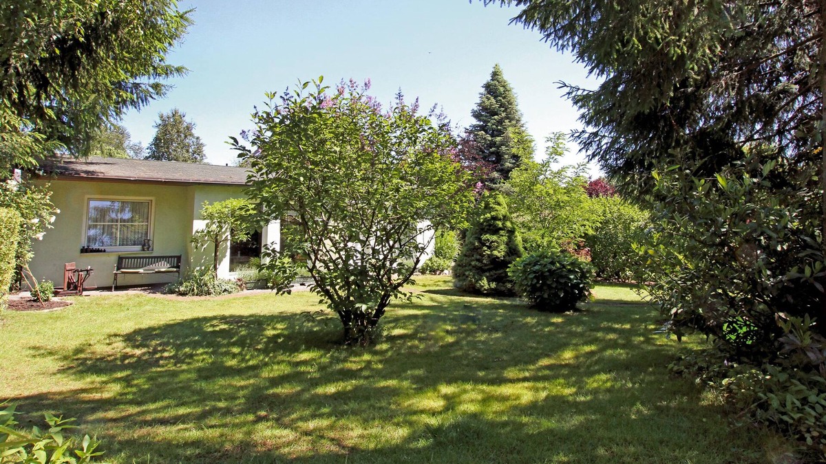 Honower Siedlung House | Holiday house in Berlin quiet convenient suburban location SU-Bahn