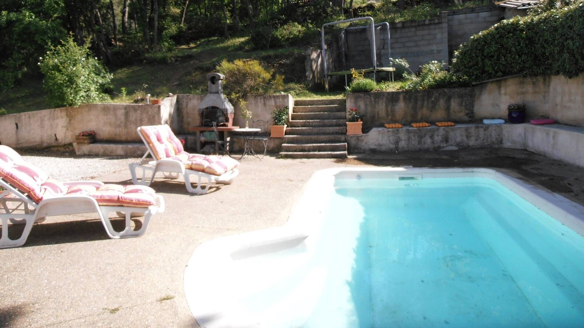 Provence House | Holiday house in the heart of the luberon, in its green setting