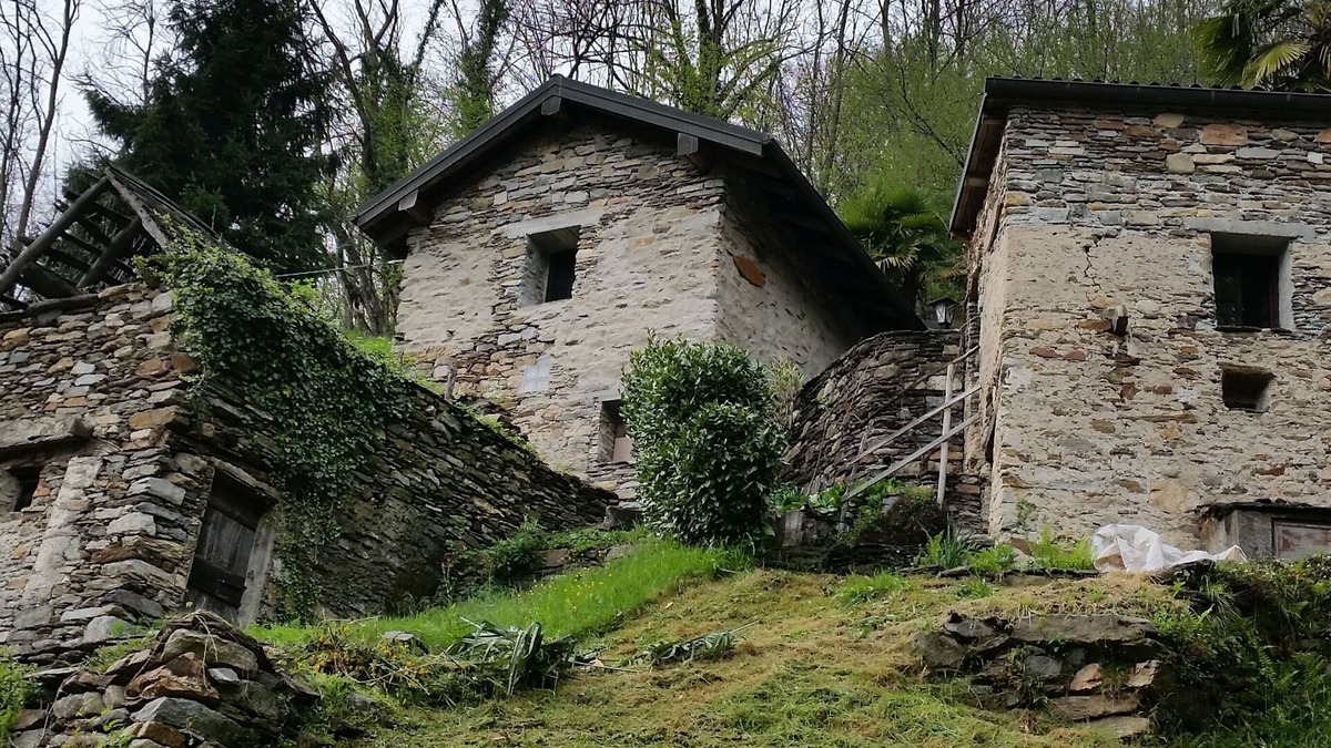 Cavaglio-Spoccia House | HOLIDAY HOUSE in Valle Cannobina, LAGO MAGGIORE