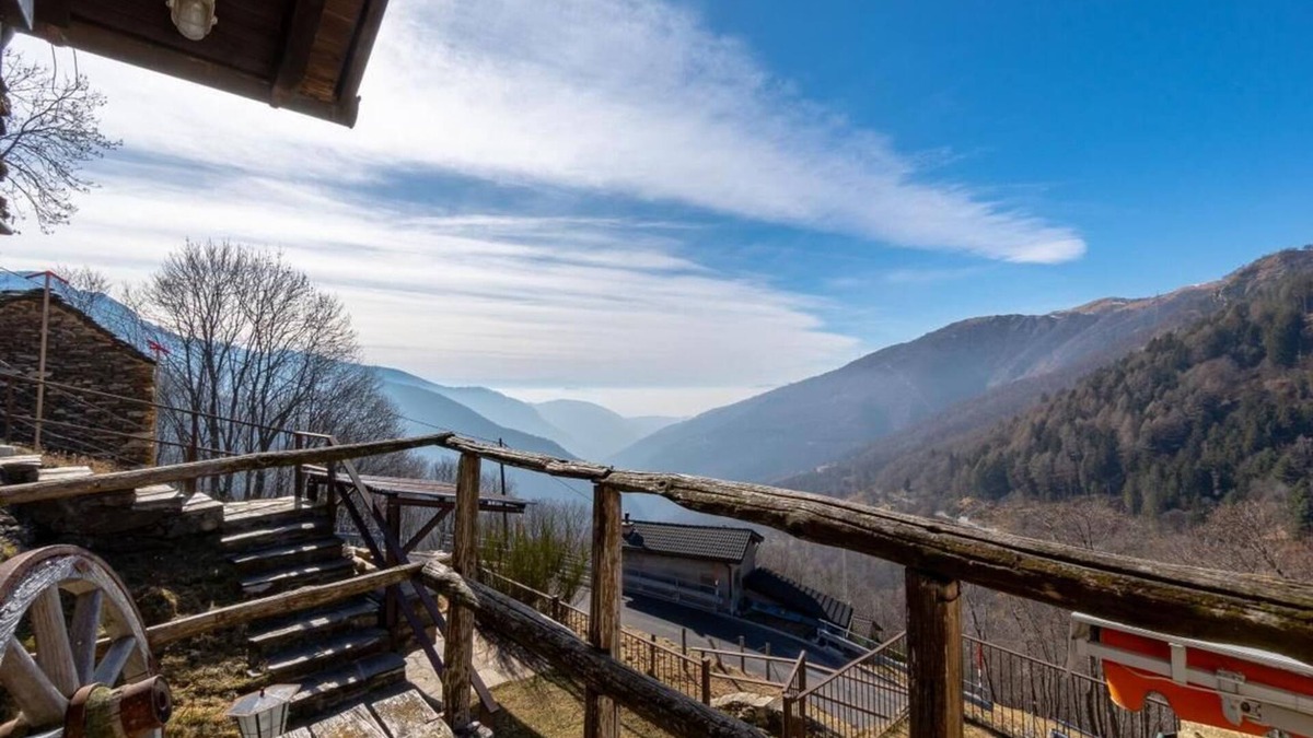 Gambarogno Ski Chalet | Holiday house Indemini for 8 persons with 3 bedrooms - Holiday house