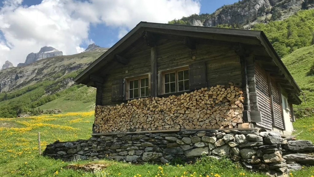 Innertkirchen Ski Chalet | Holiday house Innertkirchen for 1 - 5 persons with 1 bedroom - Farmhouse