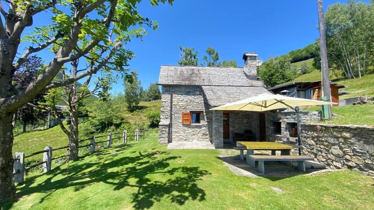 Centovalli House | Holiday house Intragna for 1 - 5 persons with 2 bedrooms - Holiday house