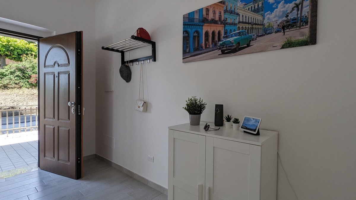 Villamagna Apartment | Holiday House is located in Villamagna, Abruzzo. Sea and Mountain at 2 steps.