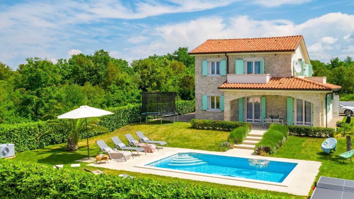 Milohnici House | Holiday house JOSEPHINE with heated swimming pool