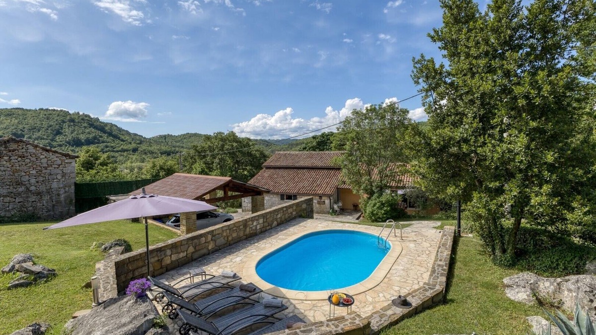 Grabri House | Holiday House Kapitani Hum