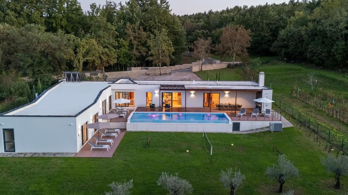 Boljevici House | Holiday house Krsan for 1 - 10 persons with 5 bedrooms - Holiday house