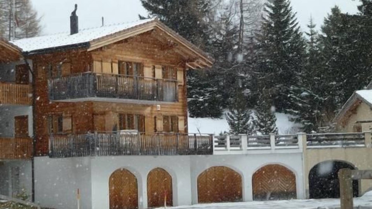 Vaz-Obervaz Ski Chalet | Holiday house Lenzerheide/Lai for 1 - 6 persons with 3 bedrooms - Chalet