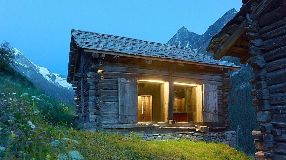 Evolene Ski Chalet | Holiday house La Forclaz VS for 1 - 4 persons with 1 bedroom - Historical building