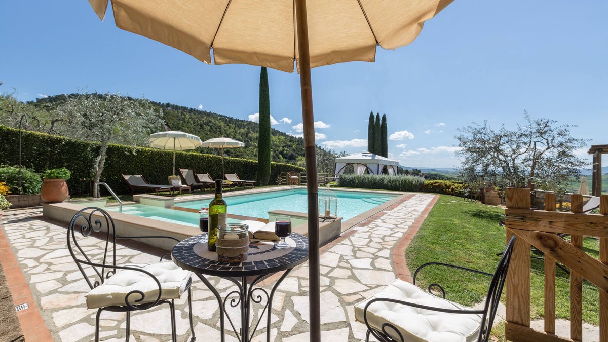 Iano Villa | Holiday House "La Sassolina"