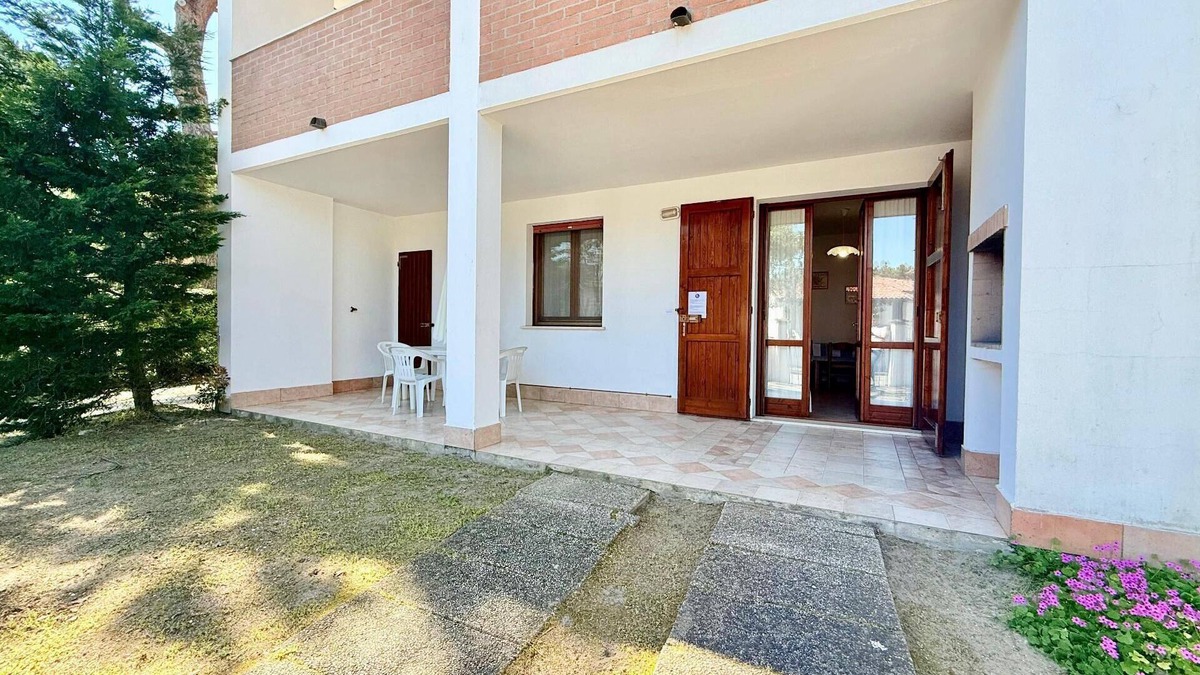 Lido di Volano House | Holiday house Lido di Volano for 1 - 6 persons with 2 bedrooms - Row house