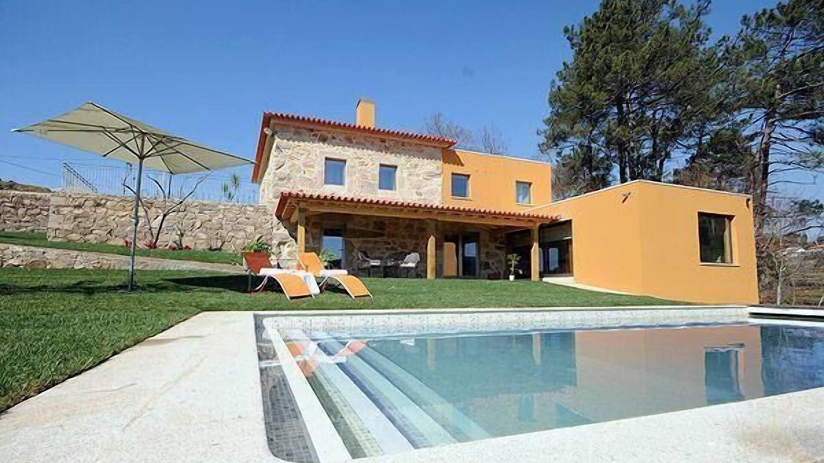 Cossourado House | Holiday house Linhares for 1 - 10 persons with 5 bedrooms - Holiday house