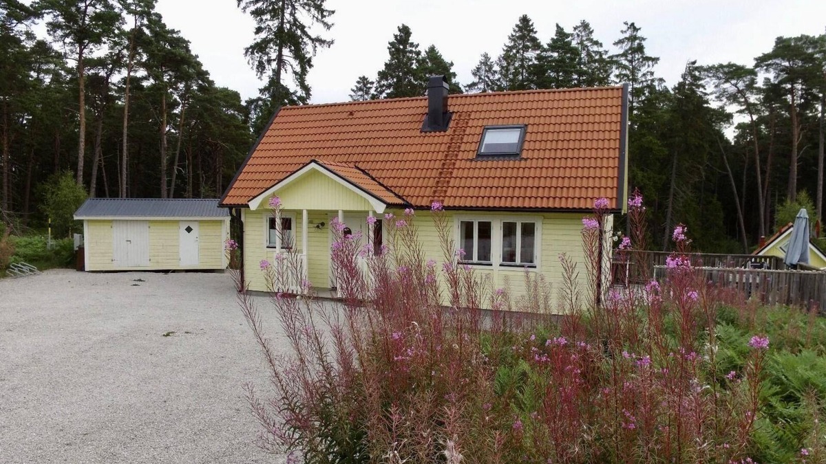 Ljugarn House | Holiday house Ljugarn for 1 - 4 persons with 3 bedrooms - Holiday home
