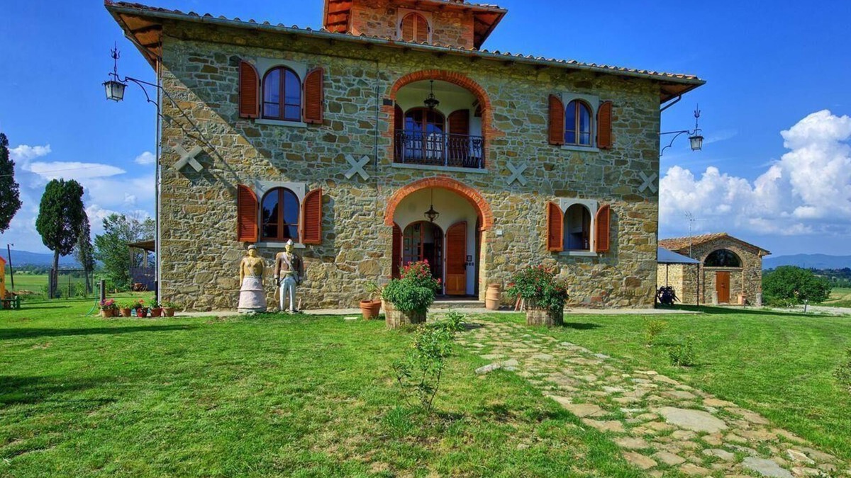 Lucignano House | Holiday house Lucignano for 3 - 9 persons with 5 bedrooms - Holiday home