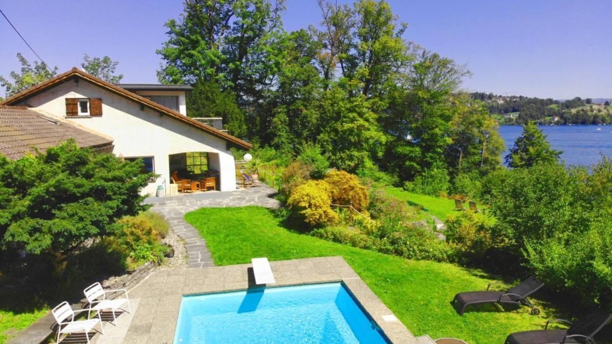 Horw House | Holiday house Luzern for 1 - 19 persons with 8 bedrooms - Detached holiday house