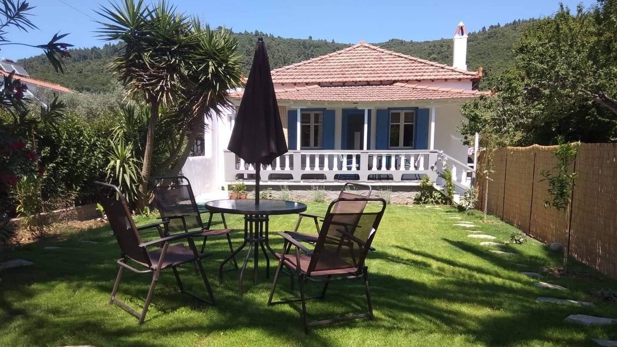 Stafylos House | Holiday house '' Myrto '' near the beach of Stafilos - 'Island of Skopelos
