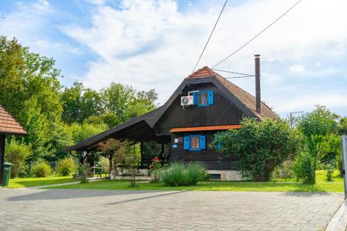 Gladovec Pokupski Villa | Holiday House Monto