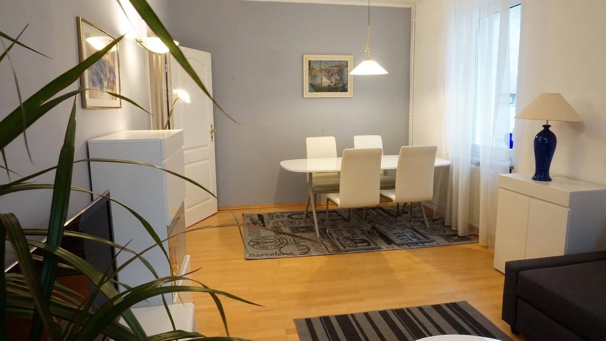 Hechtsheim House | Holiday house Mainz for 1 - 6 persons with 4 bedrooms - Holiday home