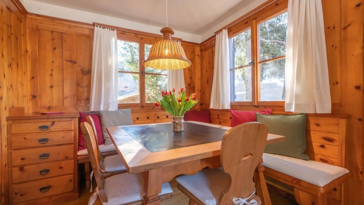 Maloja House | Holiday house Maloja for 1 - 6 persons with 3 bedrooms - Holiday home